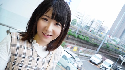 GAREA-730EMARI むっちり大学生のチンポへの執着と新しい扉